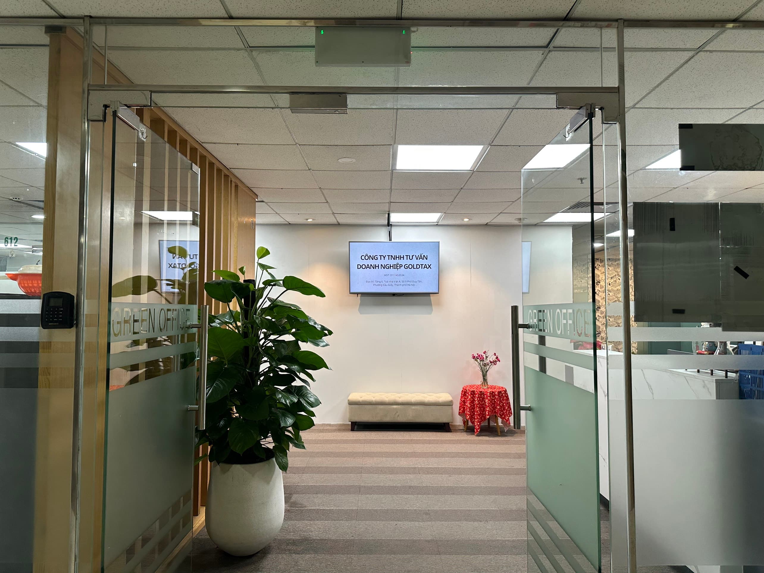 Lối vào công ty GoldTax